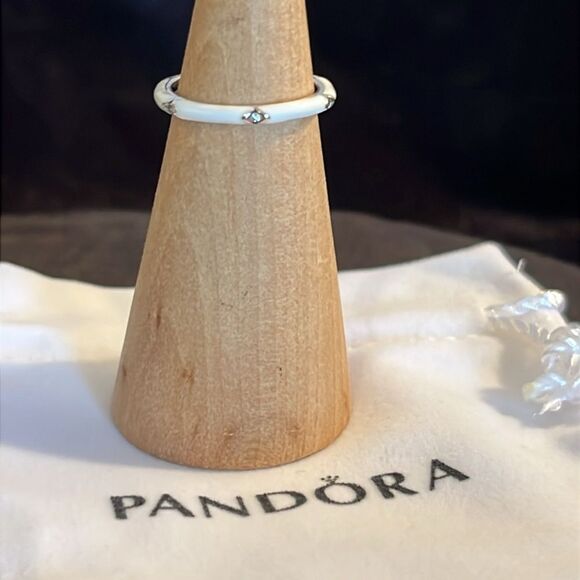 Pandora Me Stones and Enamel Ring - Picture 5 of 7